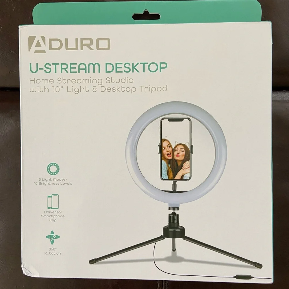 Streaming light ring tripod